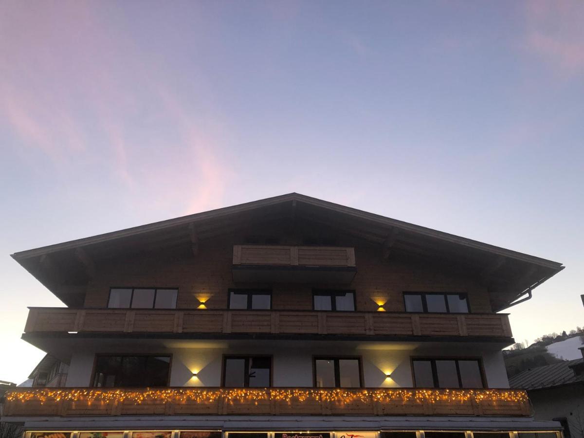 Dahoam By Sarina - Village Appartements Zell am See Exterior foto
